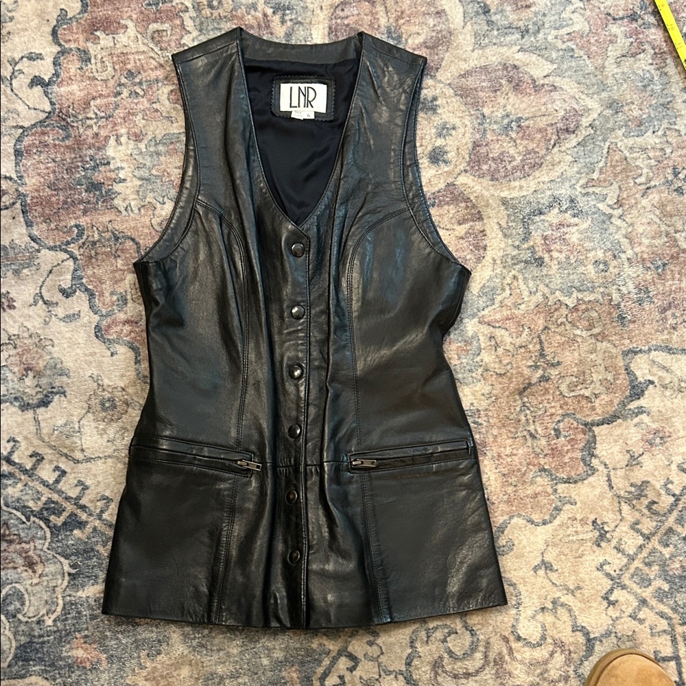 LNR Women's Sleek Black Leather Vest